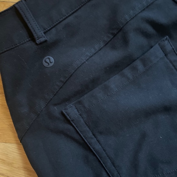 Lululemon 5 pocket wide leg pant size 28 - Picture 3 of 5